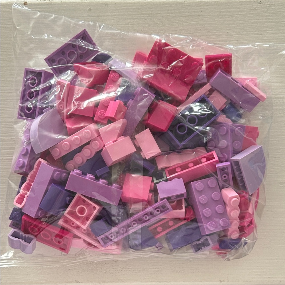 Lego Pink and Purple Building Blocks Set